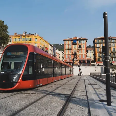 La Mansarde Du Port Familly Nizza