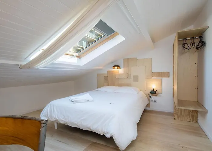 Gæstehus La Mansarde Du Port Familly